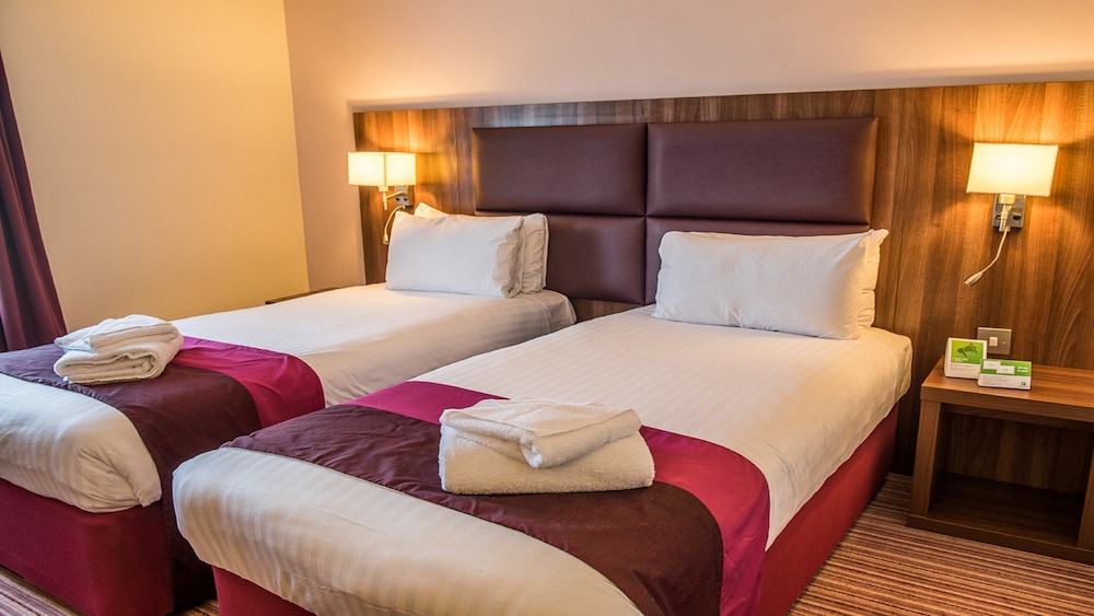 Standard Room, 2 Twin Beds - Photo 1