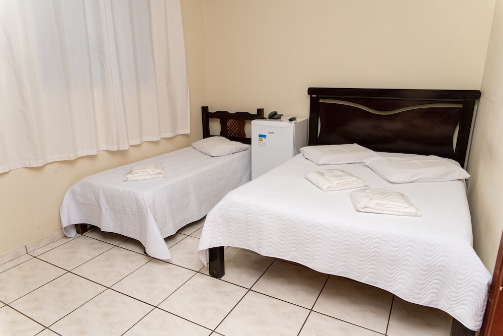 Deluxe Triple Room, Multiple Beds photo 1