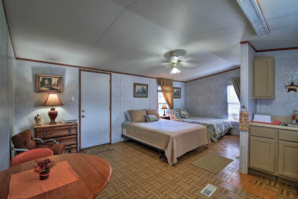 House (2 Bedrooms) photo 2