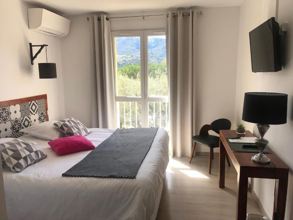 Comfort Double or Twin Room, Garden View