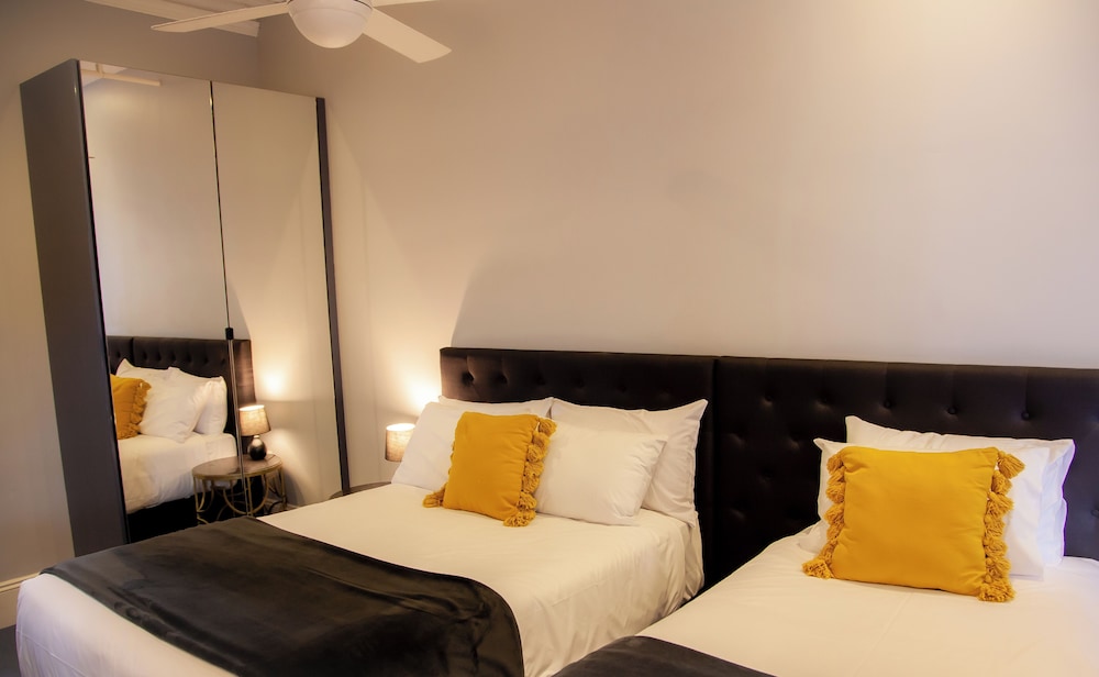 Superior Twin/Triple Studio Terrace with Shared Bathroom