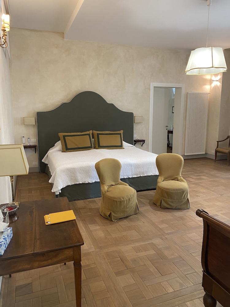 Superior Suite (Gialla)