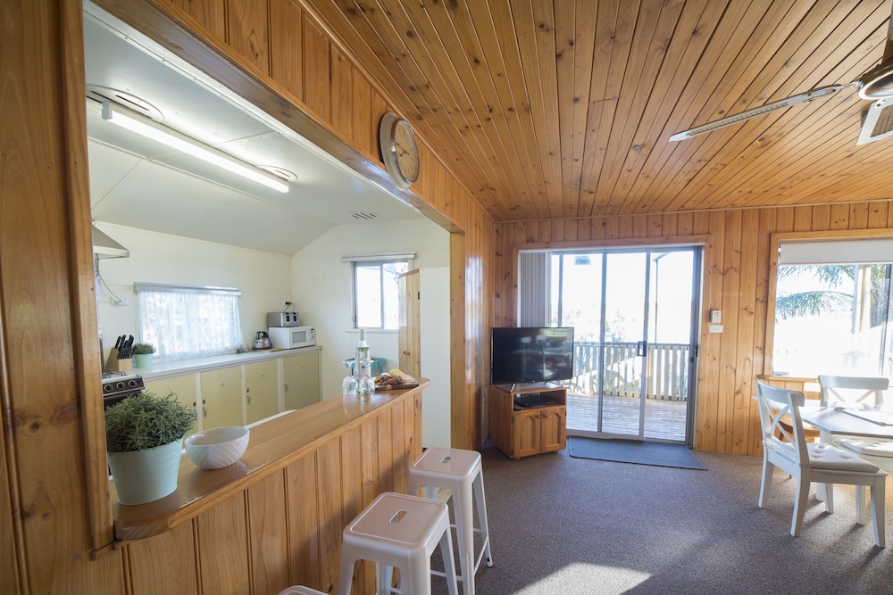 Family Cottage, 3 Bedrooms (Sunset) photo 2