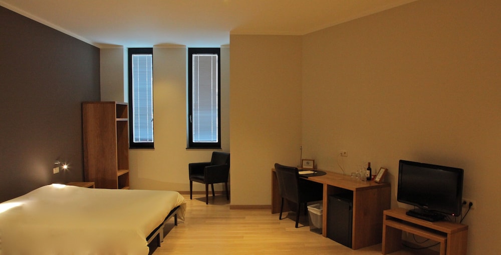 Luxury Apartment photo 3