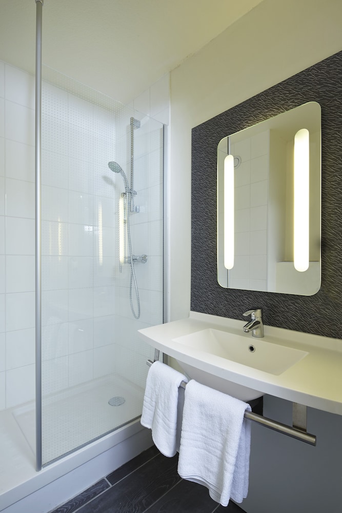 Standard Double Room, 1 Double Bed - Photo 11