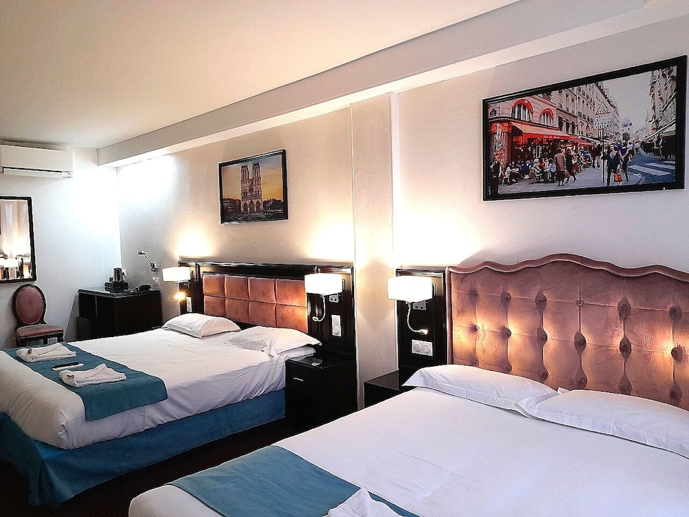 Deluxe Suite - Photo 3
