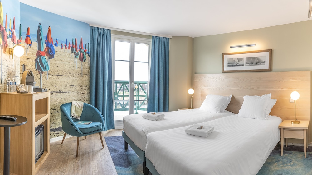 Room, 1 Double Bed, Sea View - Photo 10