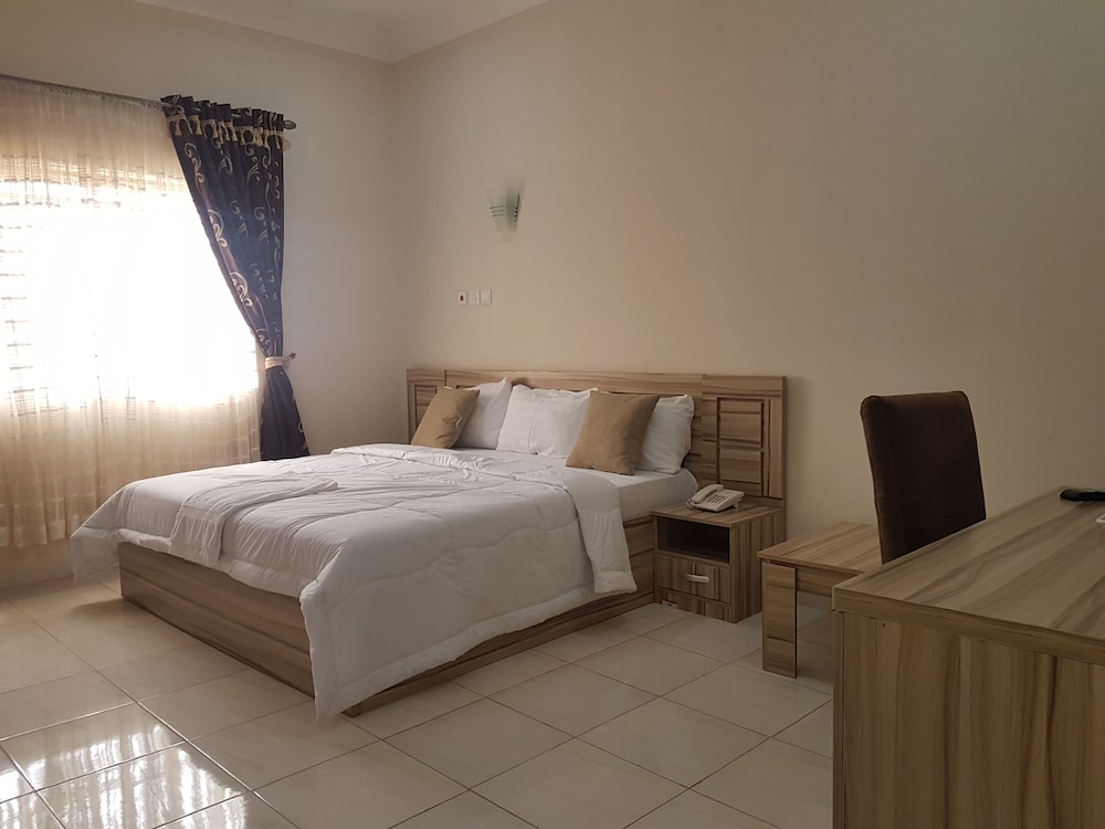 Standard Room photo 2