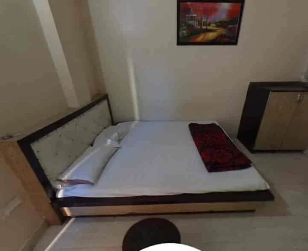 Standard Double Room, City View