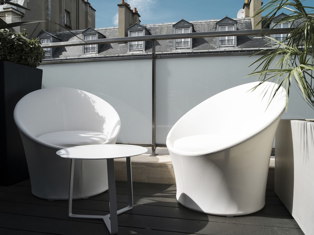 Prestige Room Terrace photo 3