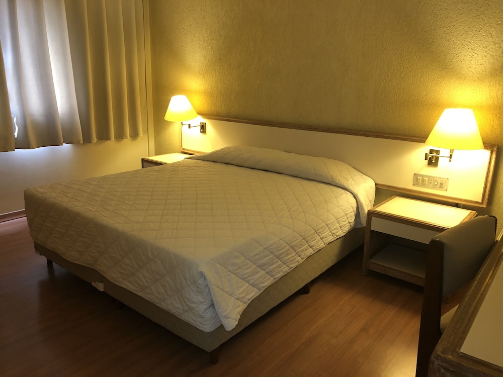 Duomo Park Hotel — Apartamento Luxo, 1 Cama Queen e 1 Sofá Cama