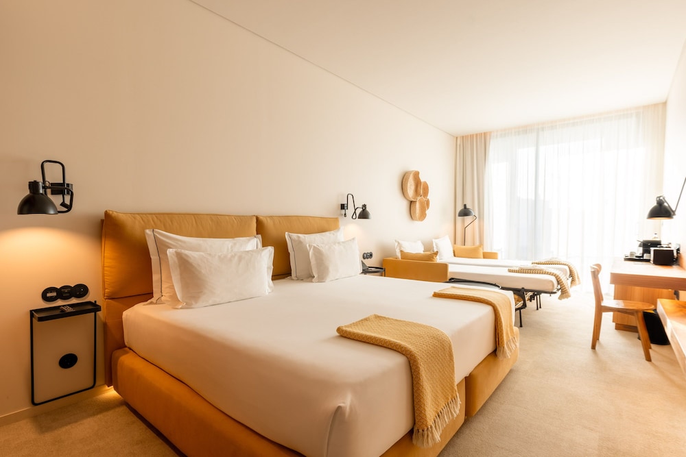 Standard Family Double or Twin Room (Plus) - Photo 6