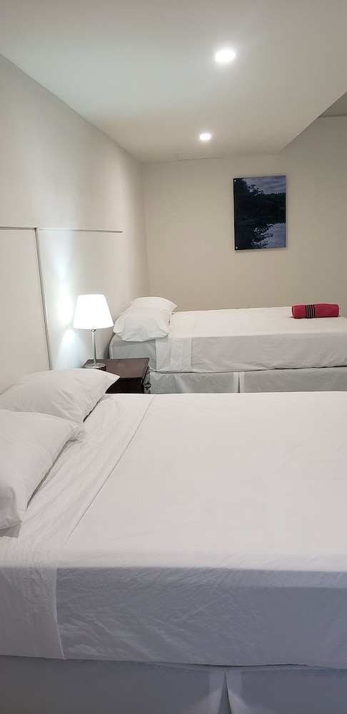 Basic Double Room, 2 Queen Beds, Ensuite, Courtyard Area photo 1