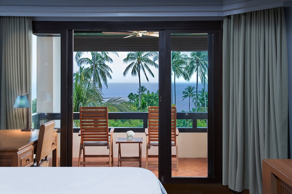 Room, 2 Twin Beds, Sea View (Balcony) - Photo 2