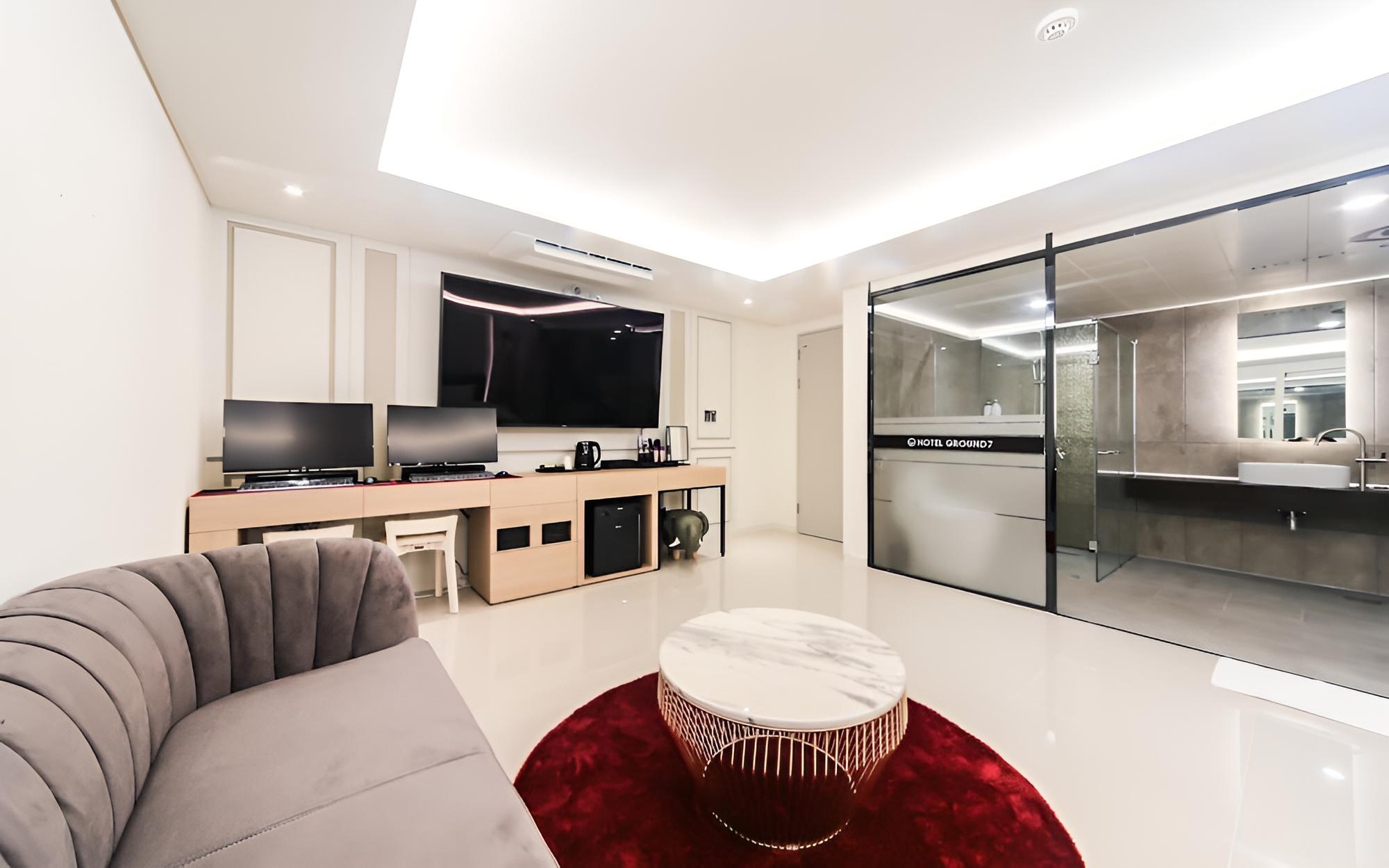 Room (Special room (2 PCs Netflix available) - Photo 5