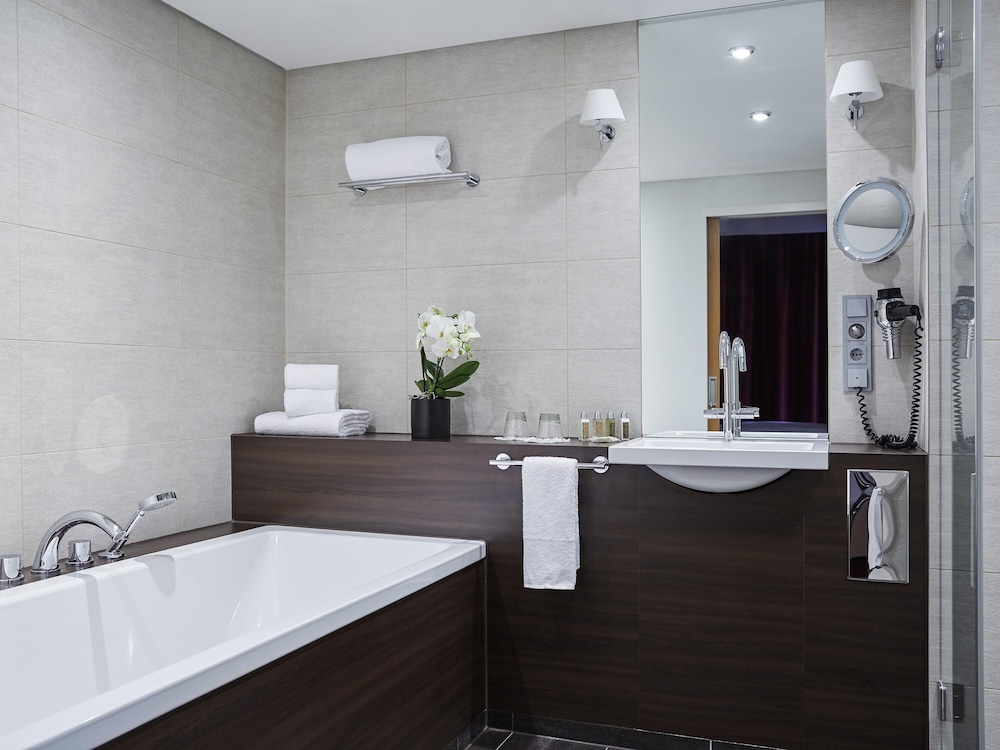 Junior Suite (Cathedral View) - Photo 6