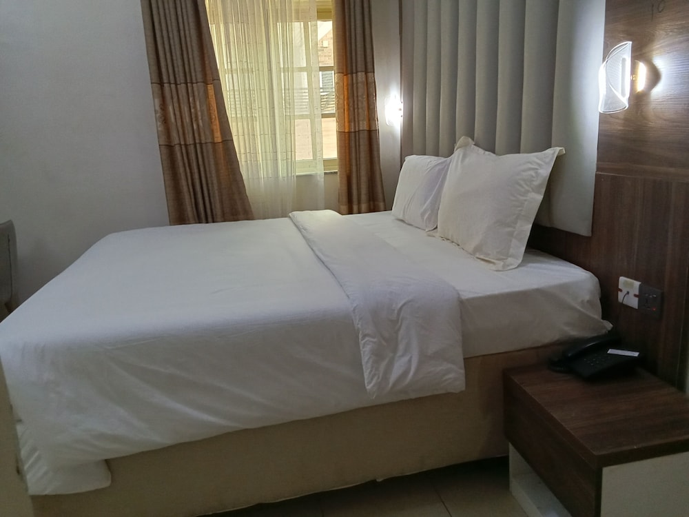Basic Room - Photo 3