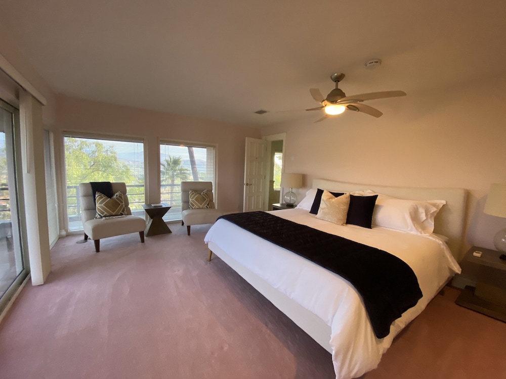 Exclusive Penthouse photo 1