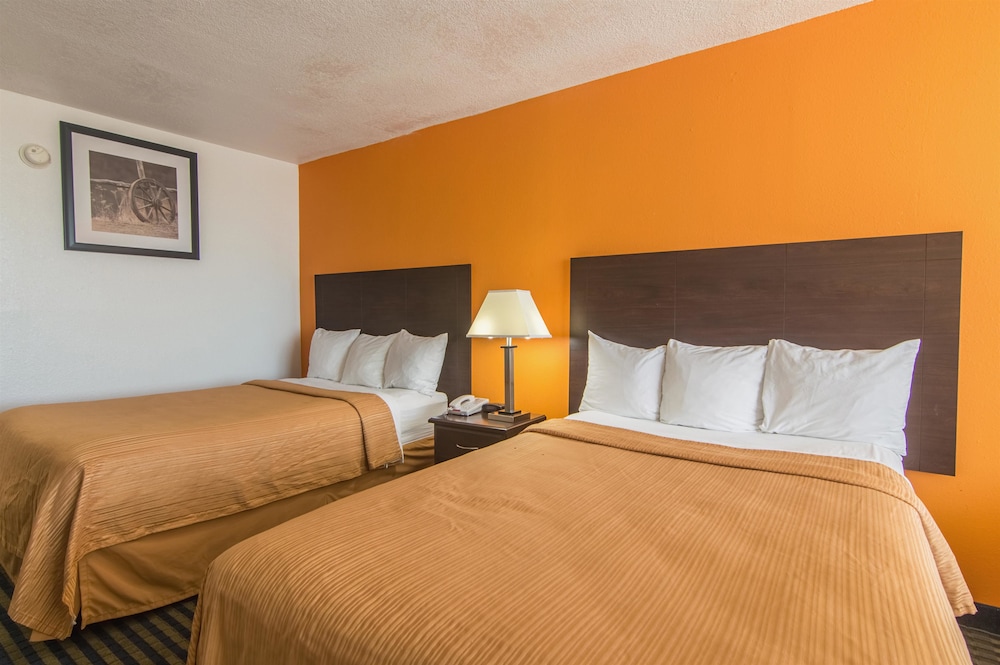 Deluxe Room, 2 Double Beds, Smoking photo 2