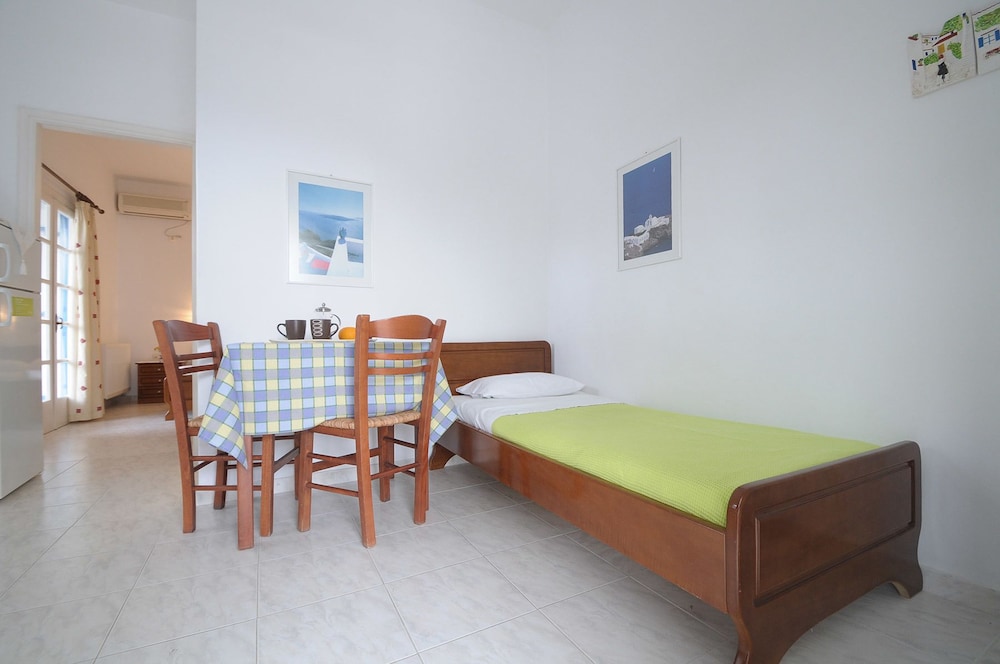 Apartment, Ground Floor photo 2