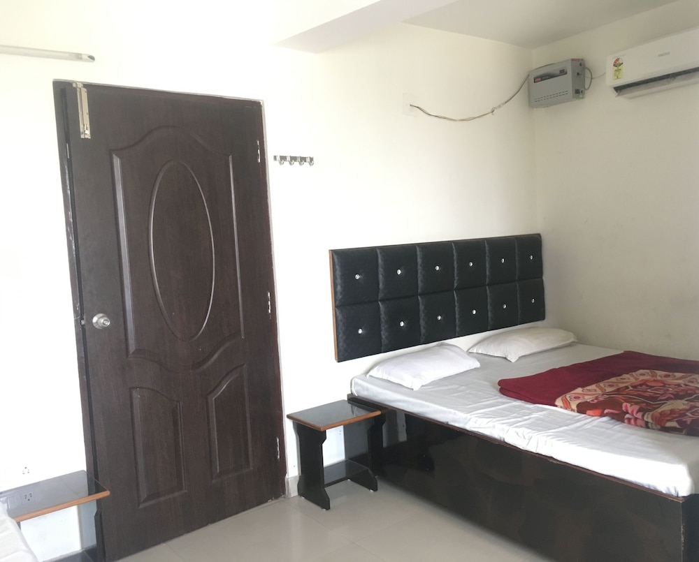 Standard Quadruple Room photo 2
