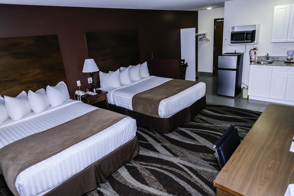 Standard Room, 2 Queen Beds, Kitchenette photo 1
