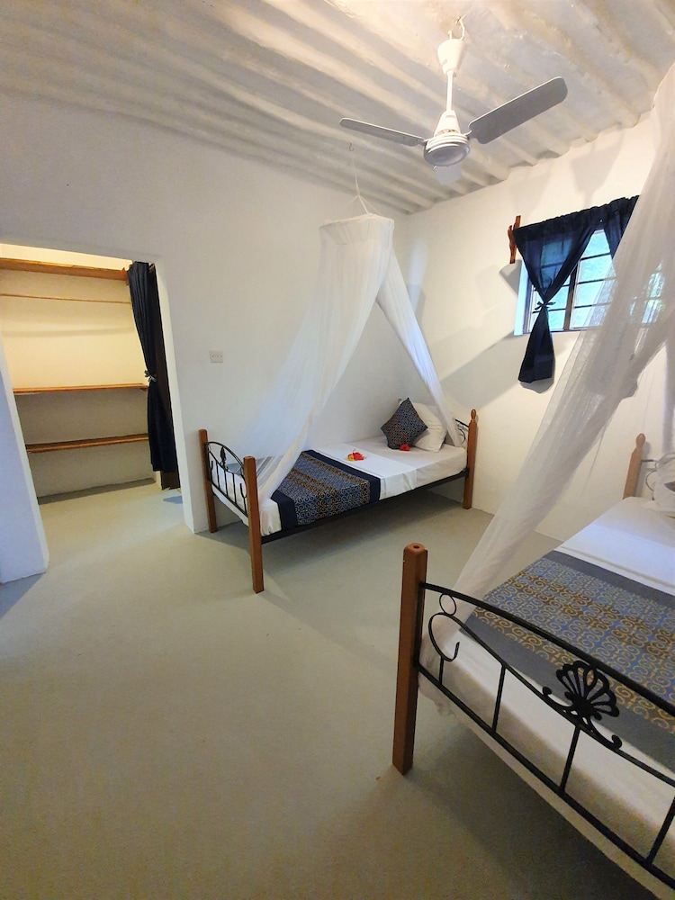 Economy Double or Twin Room photo 3