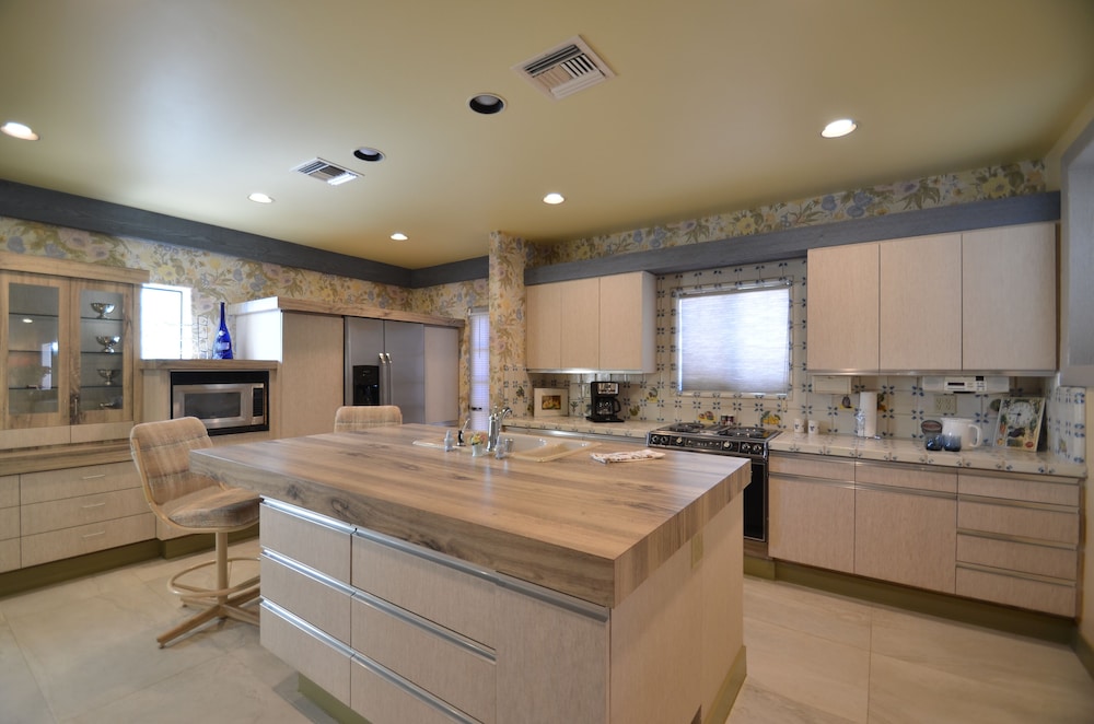 Exclusive Villa, Multiple Beds (Pickford Palms Ranch A-1, 6  mi from) - Photo 2
