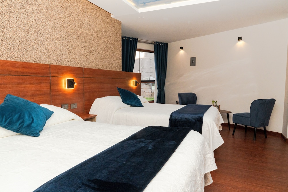 Deluxe Twin Room, Courtyard View