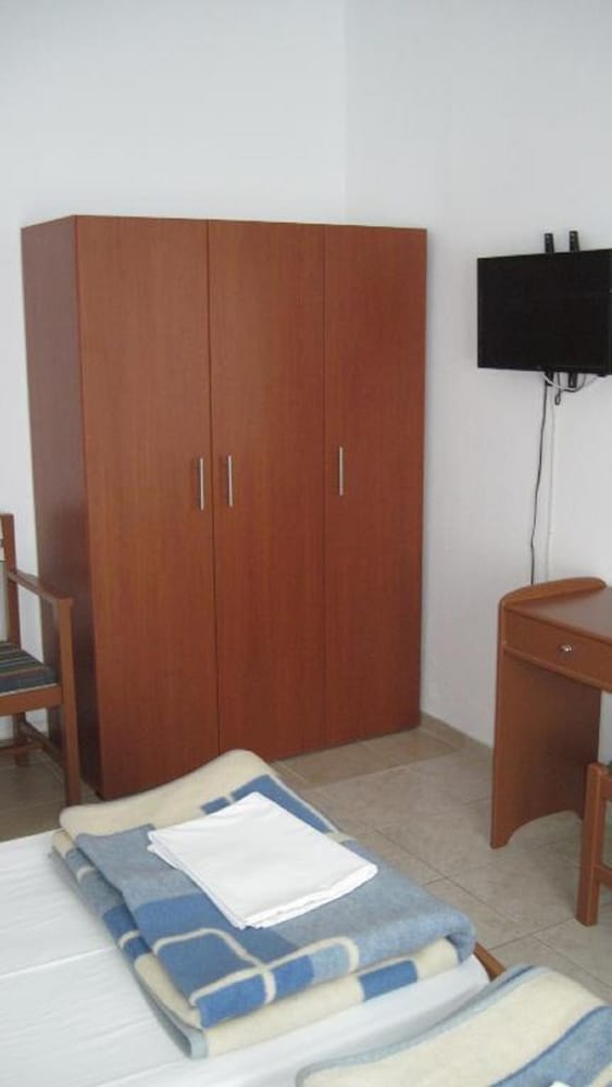 Family Apartment, 2 Bedrooms, Kitchenette, Sea View - Photo 13