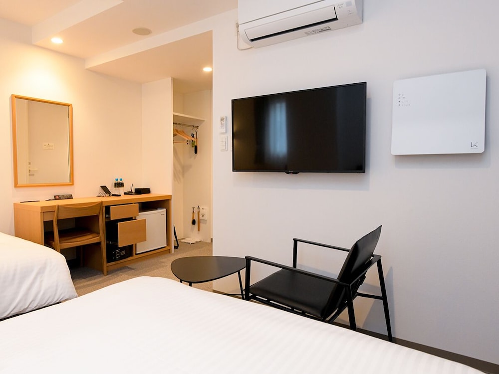Superior Twin Room - Photo 3