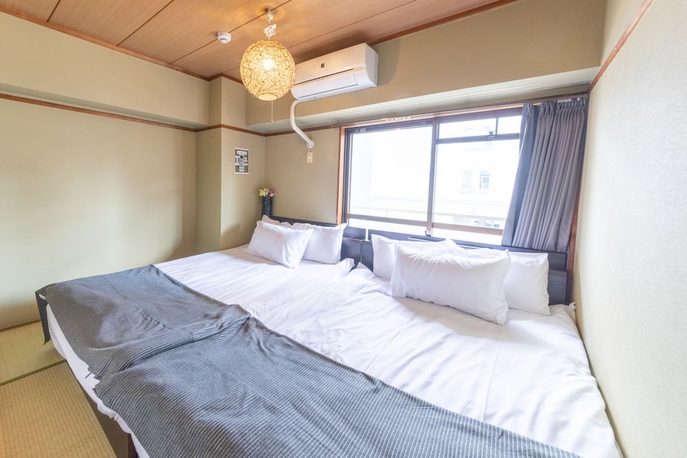 Room301 - Photo 16