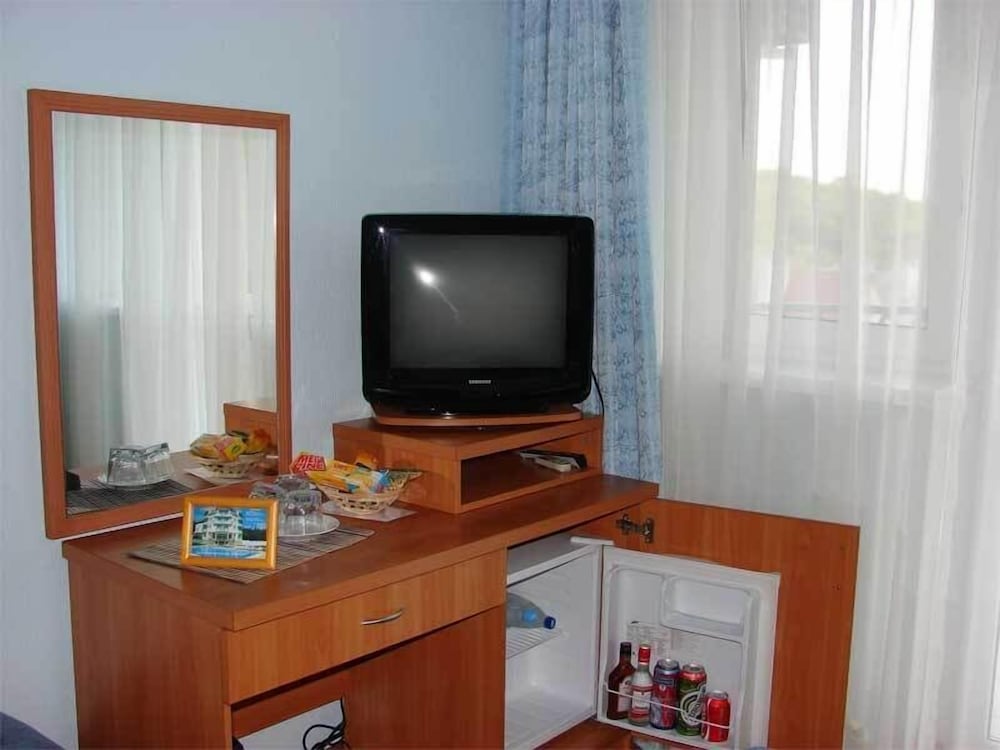 Superior Double Room, 1 Queen Bed with Sofa bed photo 3