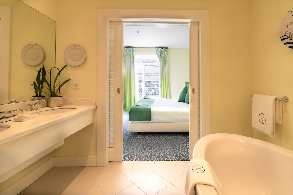 Master Suite Douro River View - Photo 12