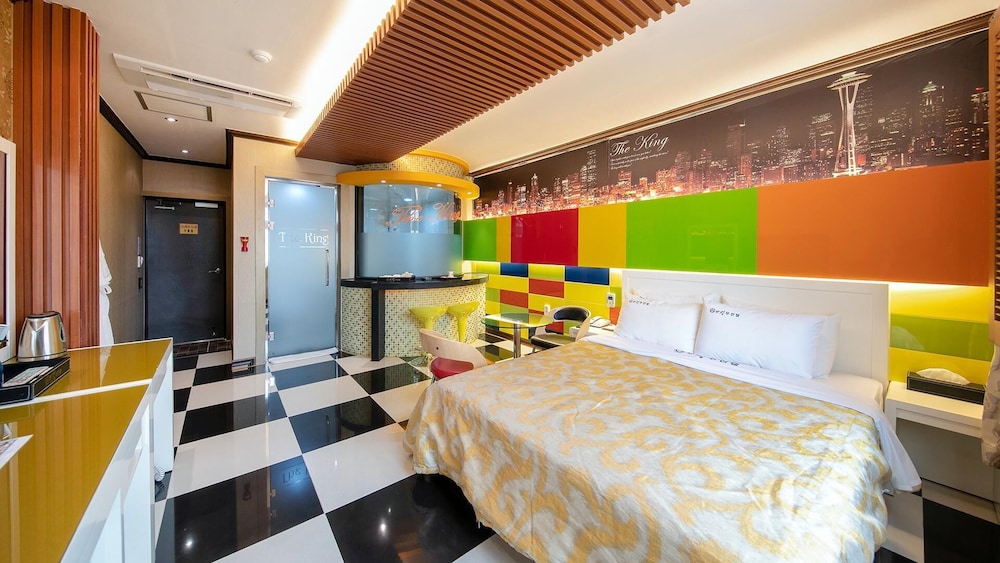 Basic Room, 1 Bedroom (107 ( No cooking )) photo 2
