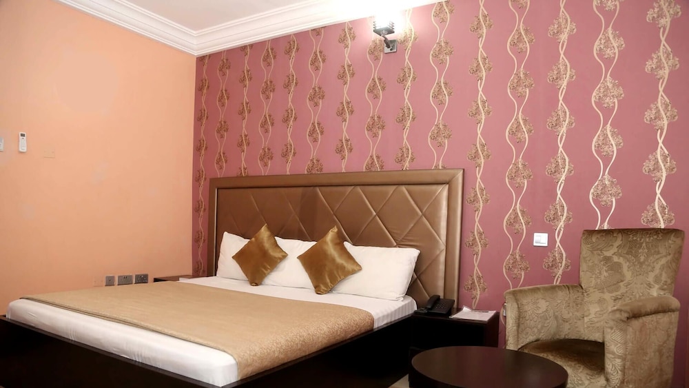 Executive Suite photo 1