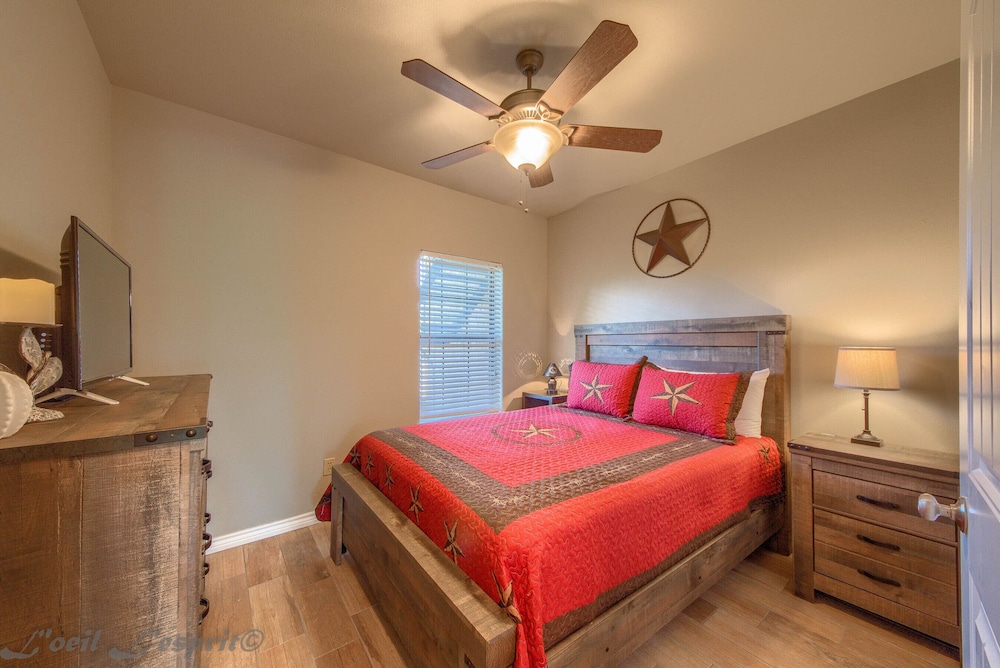 Condo, 1 Bedroom