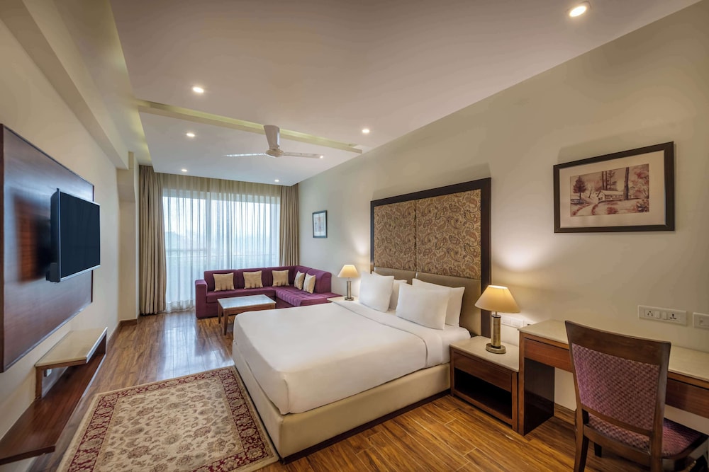 Deluxe Room, Valley View