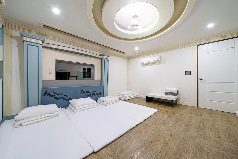 Korean Style Room
