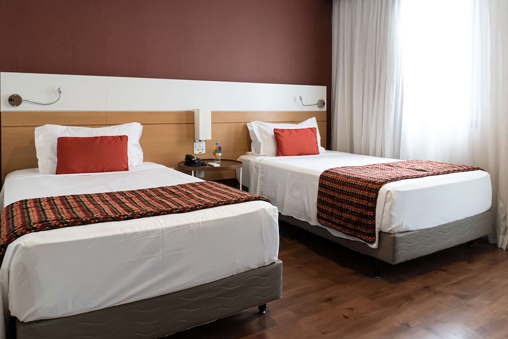 Deluxe Twin Room - Photo 2