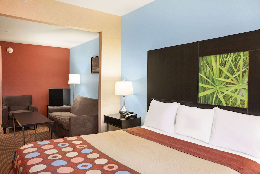 Studio Suite, 1 King Bed, Accessible, Non Smoking - Photo 1