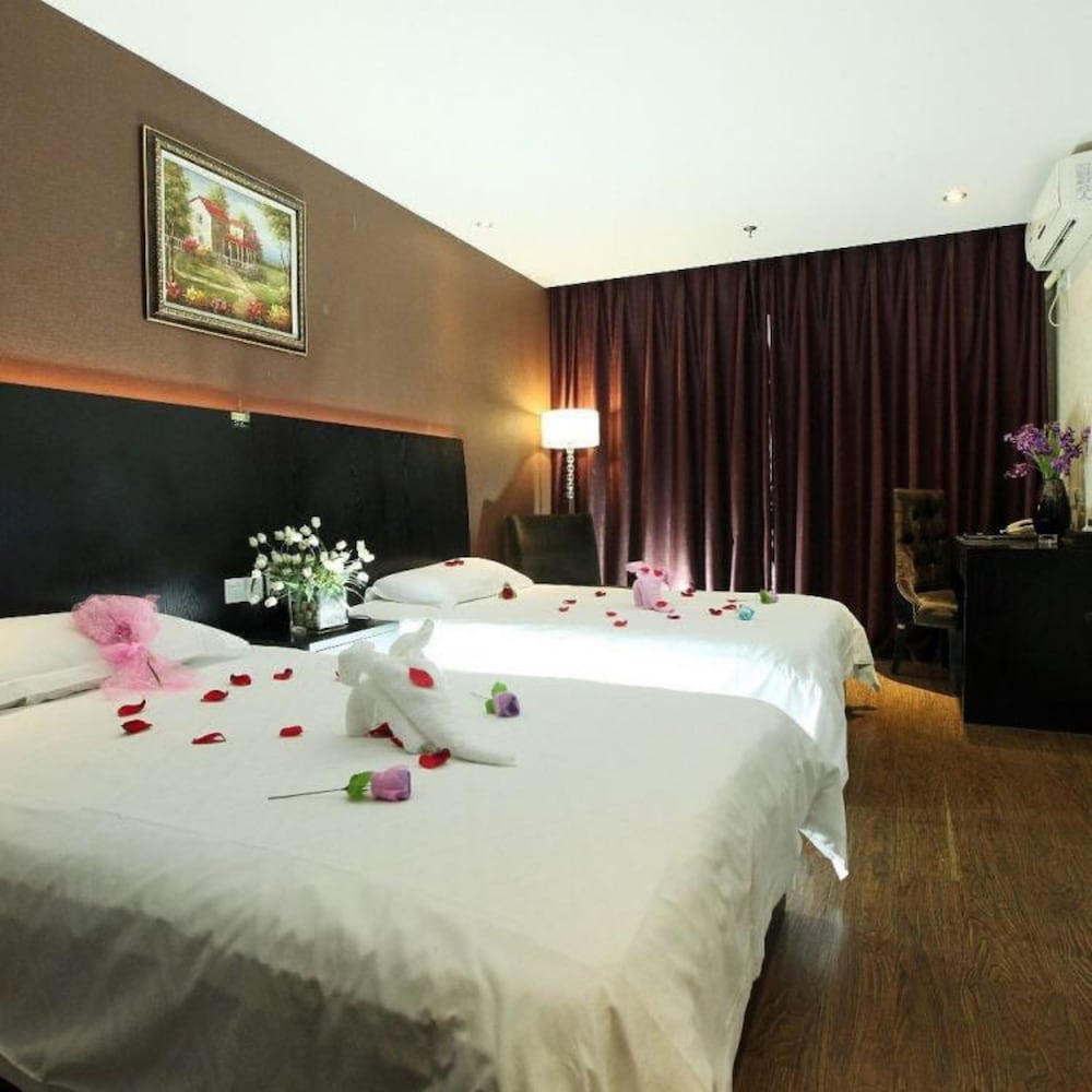 Economy Twin Room
