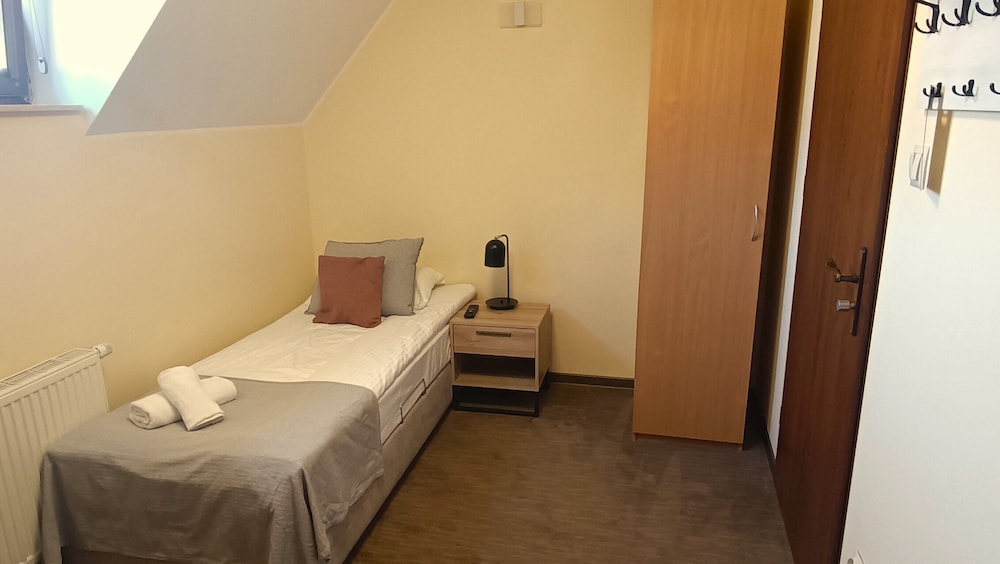 Classic Single Room