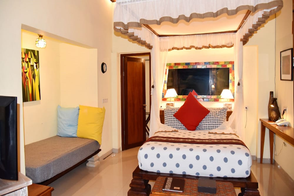 Villa, 2 Bedrooms, Private Pool, Poolside - Photo 1