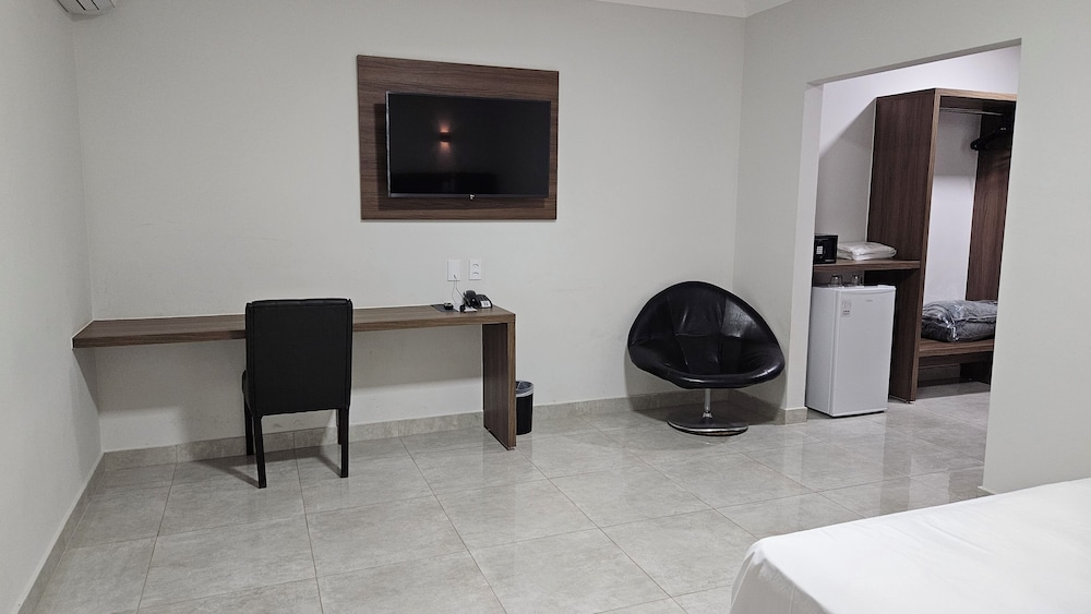 Superior Triple Room photo 2