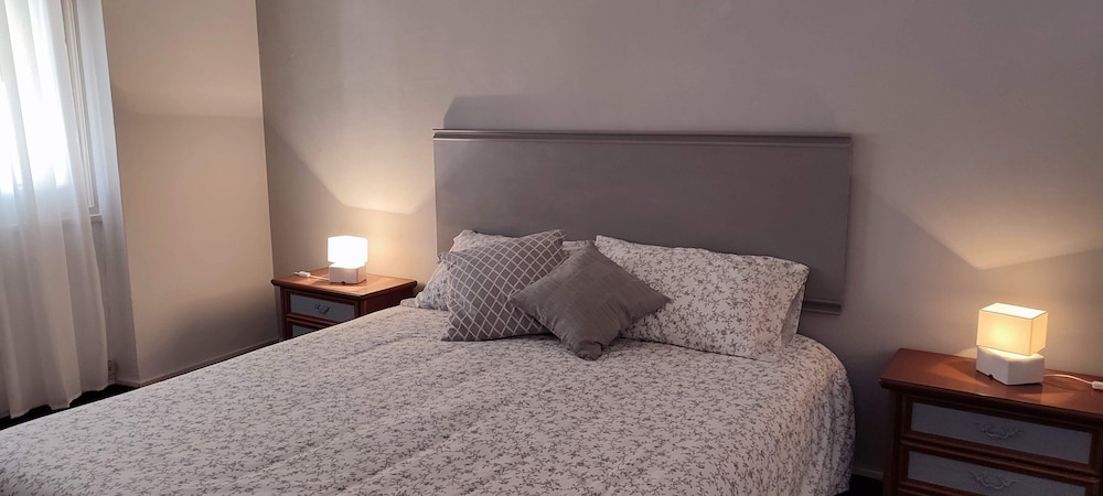 Family Apartment, 3 Bedrooms, Sea View photo 3