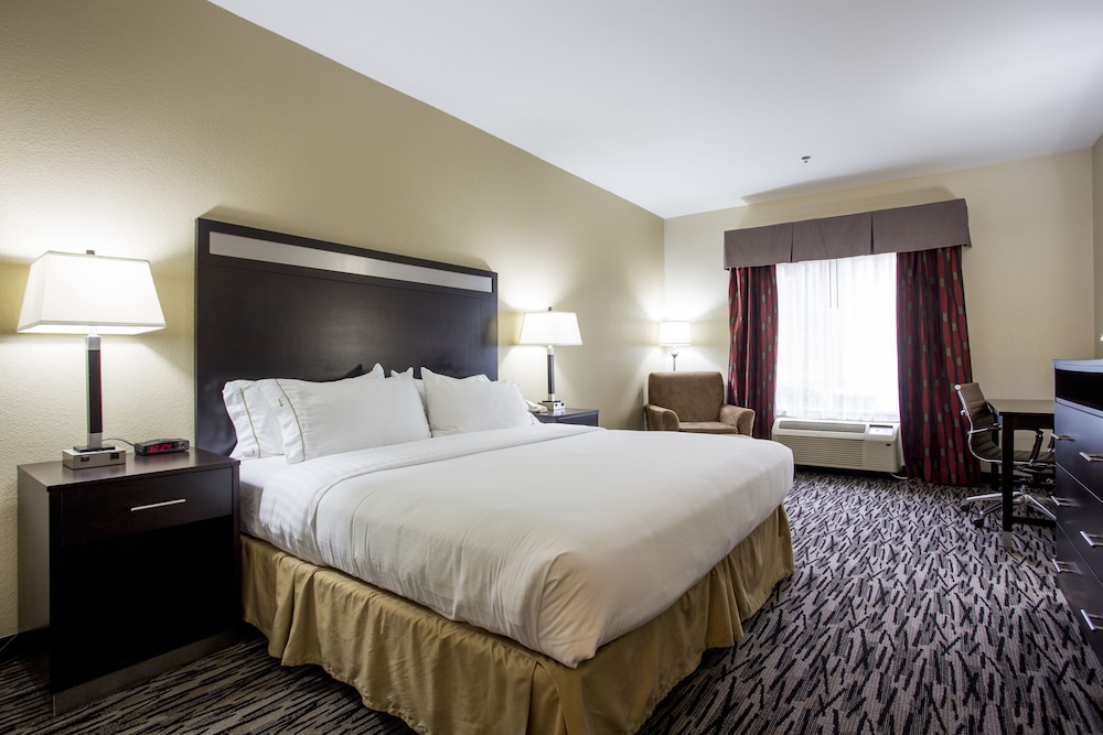 Suite, 2 Queen Beds, Accessible (Mobility, Accessible Tub) - Photo 1