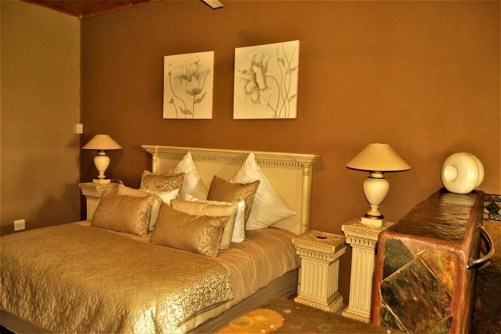 Deluxe Suite, Valley View