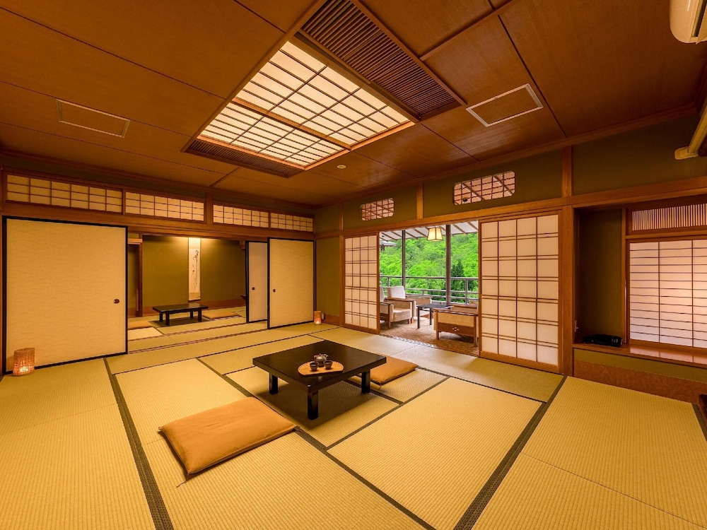 Superior Japanese Style 2-Room 10-pax Room with Open-air Bath, Non-Smoking