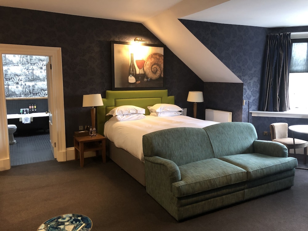 Deluxe Room - Photo 5